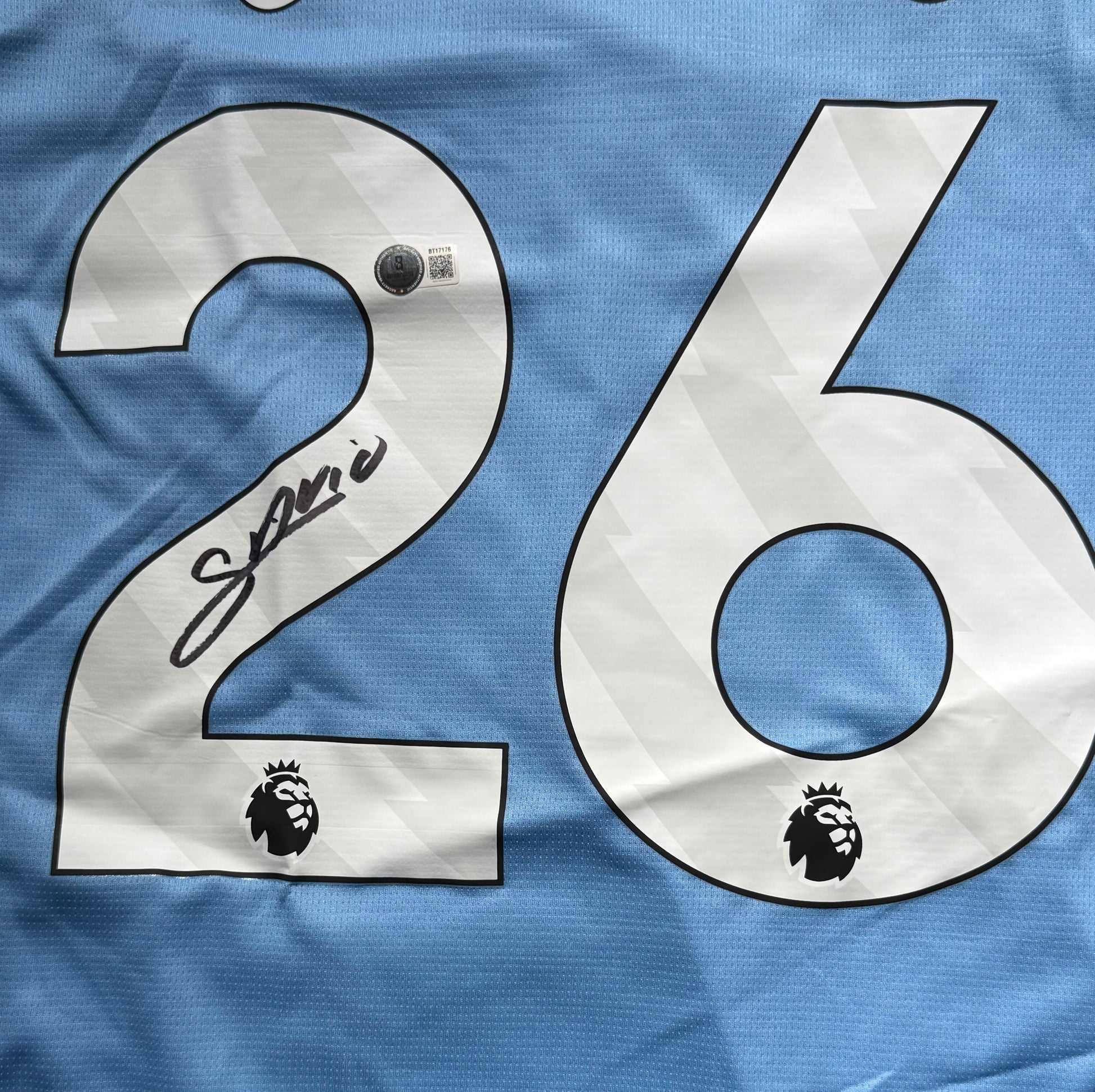 Maillot Domicile signe par Savinho Manchester City FC 2024-25 Certifie par Beckett authentic-signatures