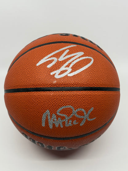 Magic Johnson et Shaquiile O'Neal, ballon Legendes des Lakers signé, certifié par Beckett