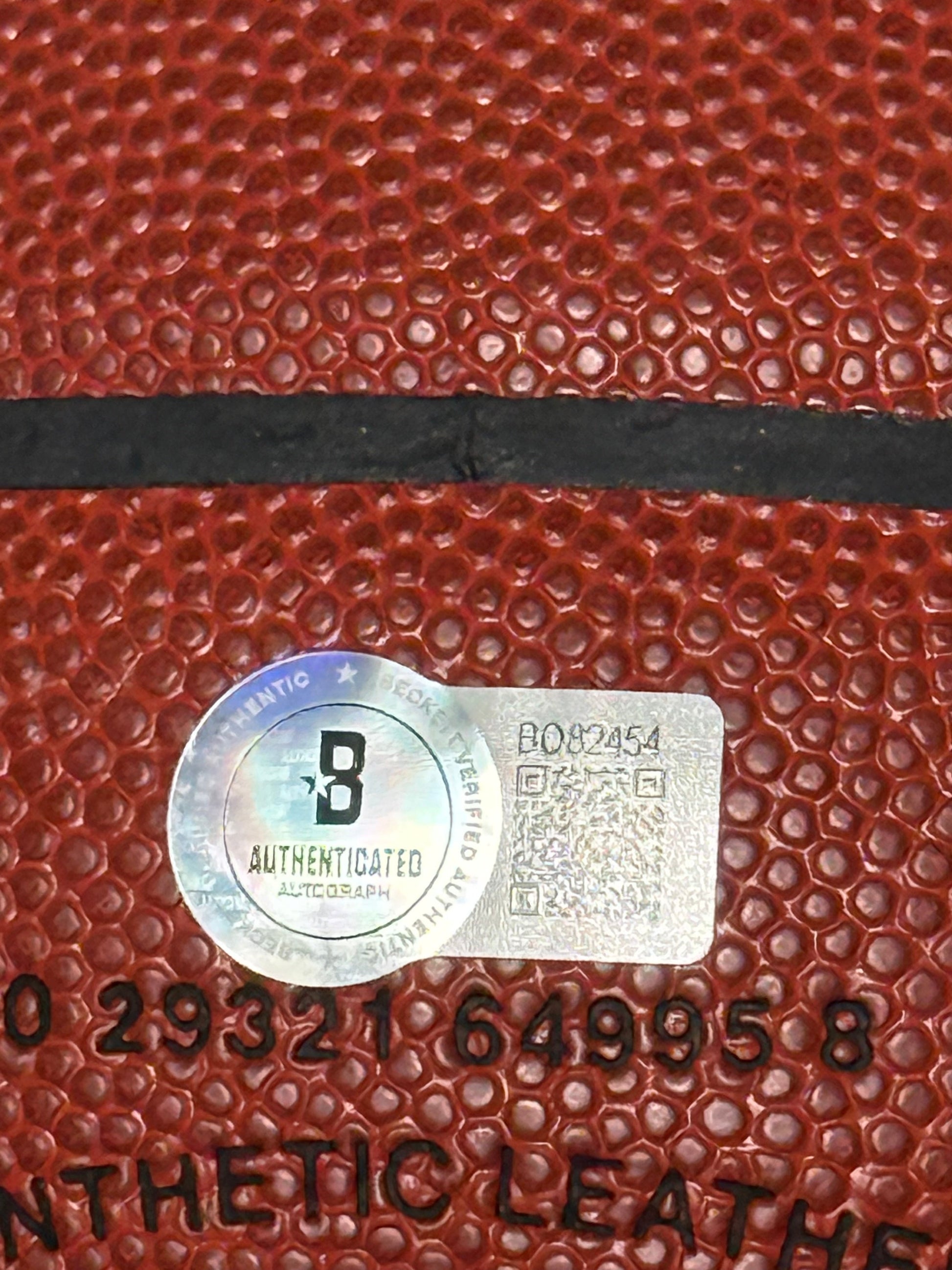 Basketball Authentique signé par Charles Barkley et certifie par Beckett authentic-signatures