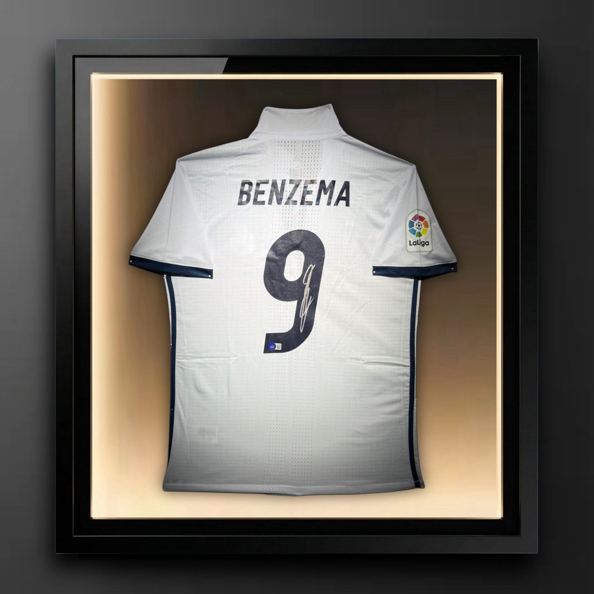 Karim Benzema Signed Real Madrid Authentic Jersey Certified by Beckett authentic-signatures