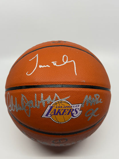 Kareem Abdul Jabbar, James Worthy et Magic Johnson, ballon Showtime Lakers Basketball Authentique signé, certifié par Fanatics