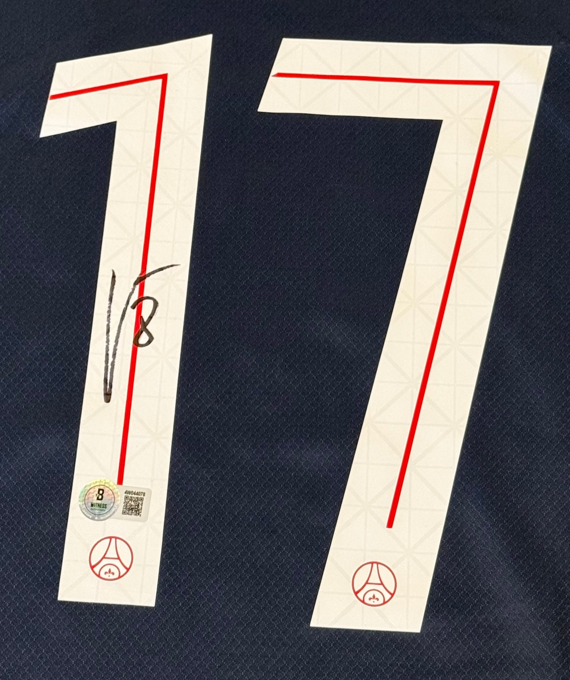 Maillot ETOILE Domicile signe par VITINHA Paris Saint Germain 2025-26 Certifie par Beckett authentic-signatures