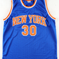 Maillot Custom Domicile New York Knicks signe "HOF 2013-85 Scoring Champ-81 C ROY" par Bernard King certifie par Beckett authentic-signatures