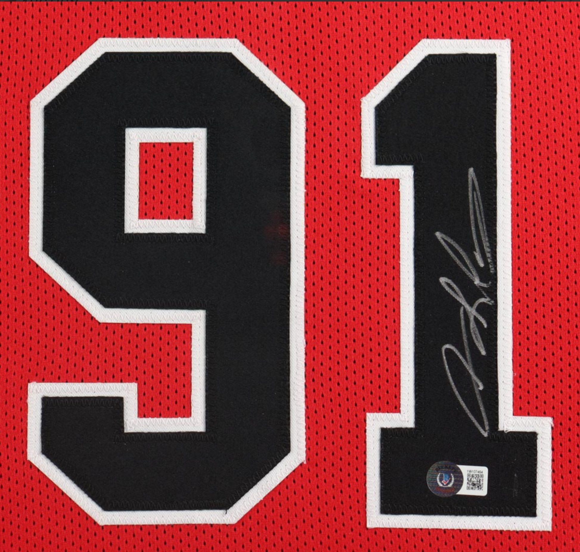 Cadre Maillot Authentique Chicago Bulls signe par Dennis Rodman et certifie par Beckett authentic-signatures