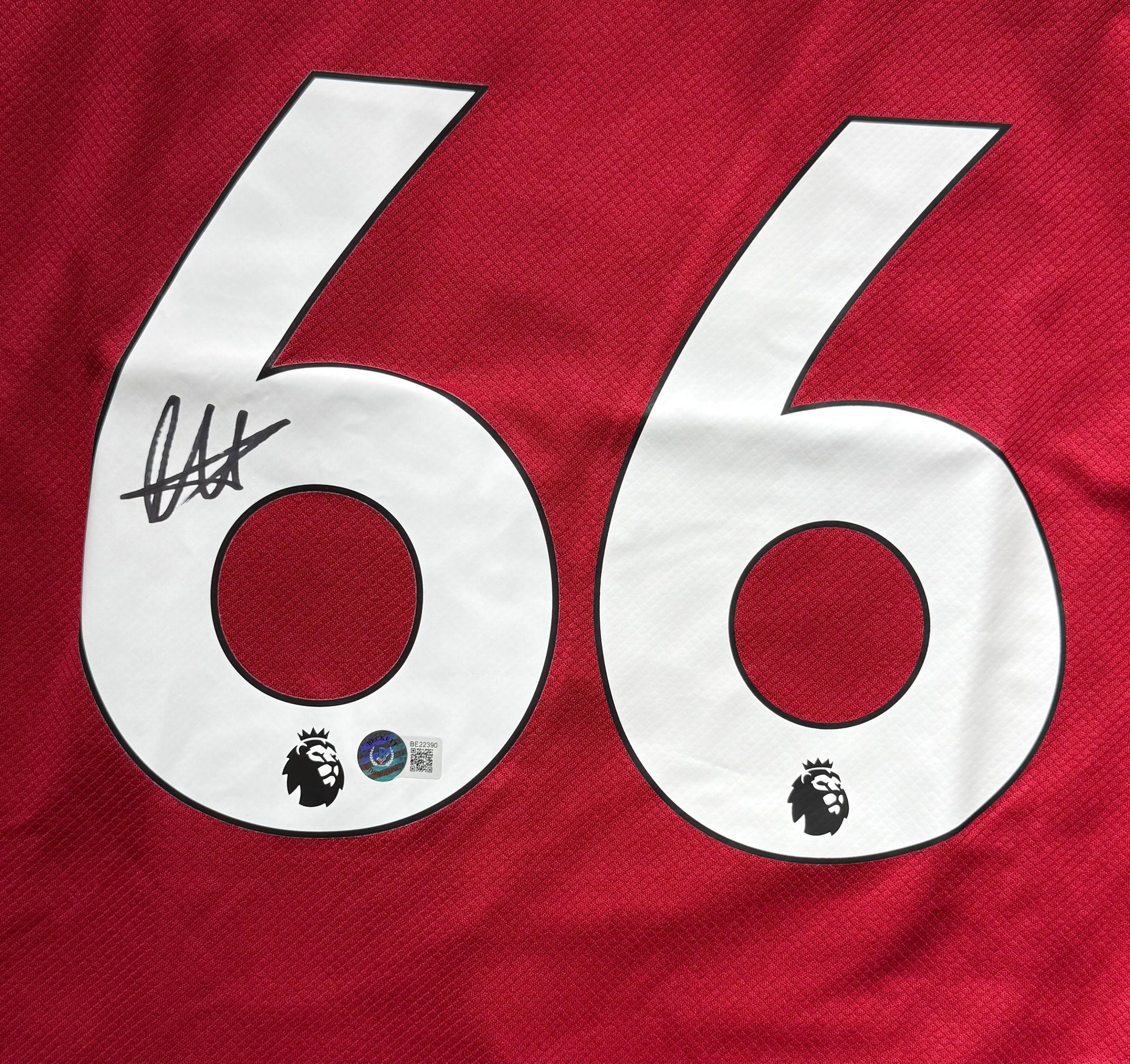 Maillot  Domicile signe par Trent Alexander Arnold Liverpool FC 2021-22 Certifie par Beckett authentic-signatures