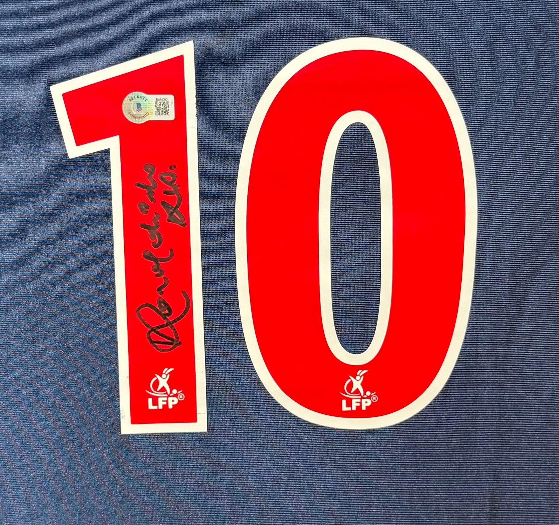 Maillot Domicile signe par Ronaldinho Paris Saint Germain 2002-03 Certifié par Beckett authentic-signatures
