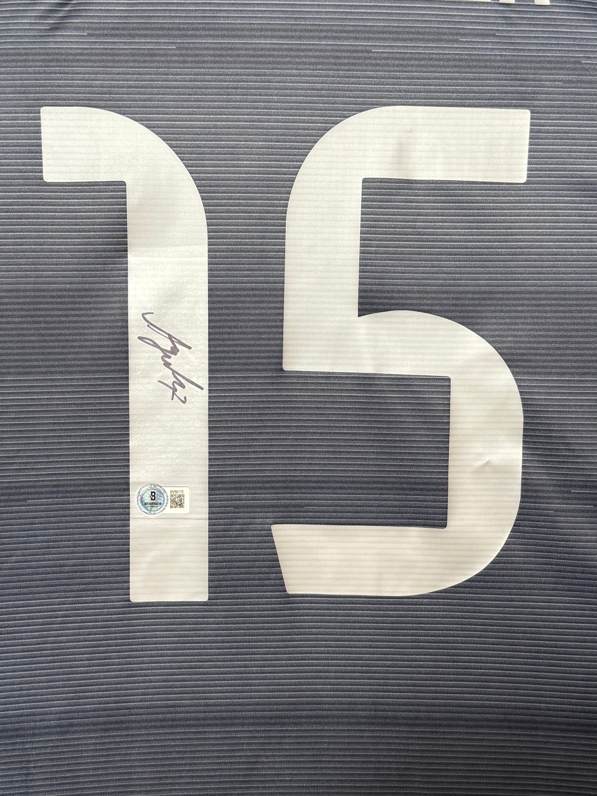 Maillot Exterieur Real Madrid 2025-26 signe par Arda Guler Certifié par Beckett authentic-signatures