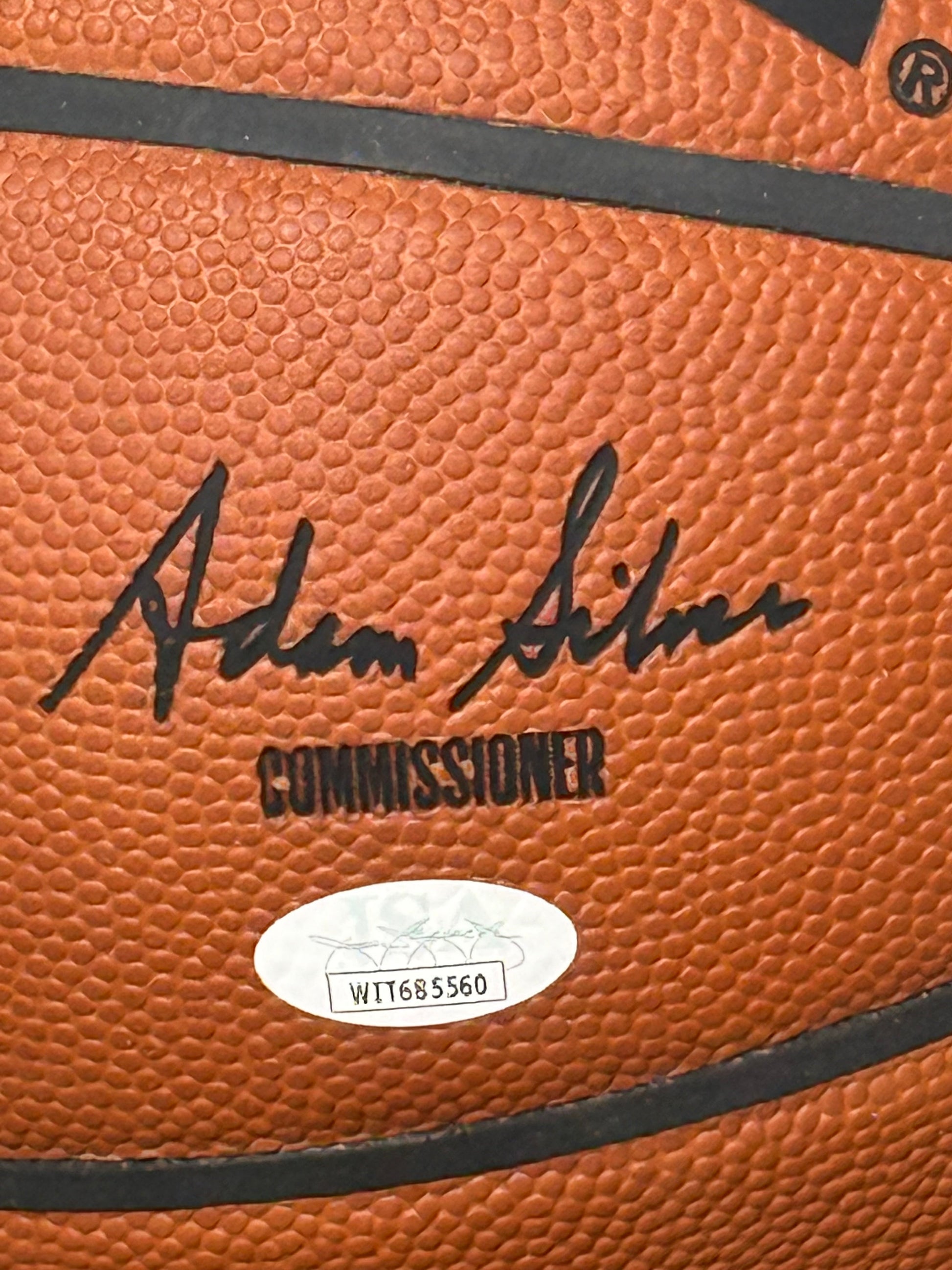 Basketball Authentique signé par Stephen Curry et certifie par Beckett et Stephen Curry authentic-signatures
