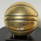 Basketball "Morten Gold" signe par Magic Johnson et certifie par Beckett authentic-signatures