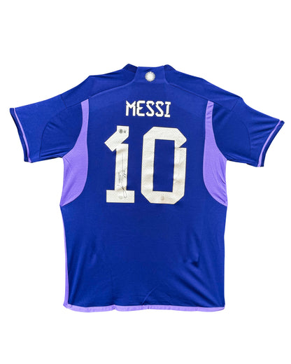Maillot Exterieur Equipe d'Argentine Edition Coupe du Monde 2022 signe par Lionel Messi et Certifie par Beckett authentic-signatures