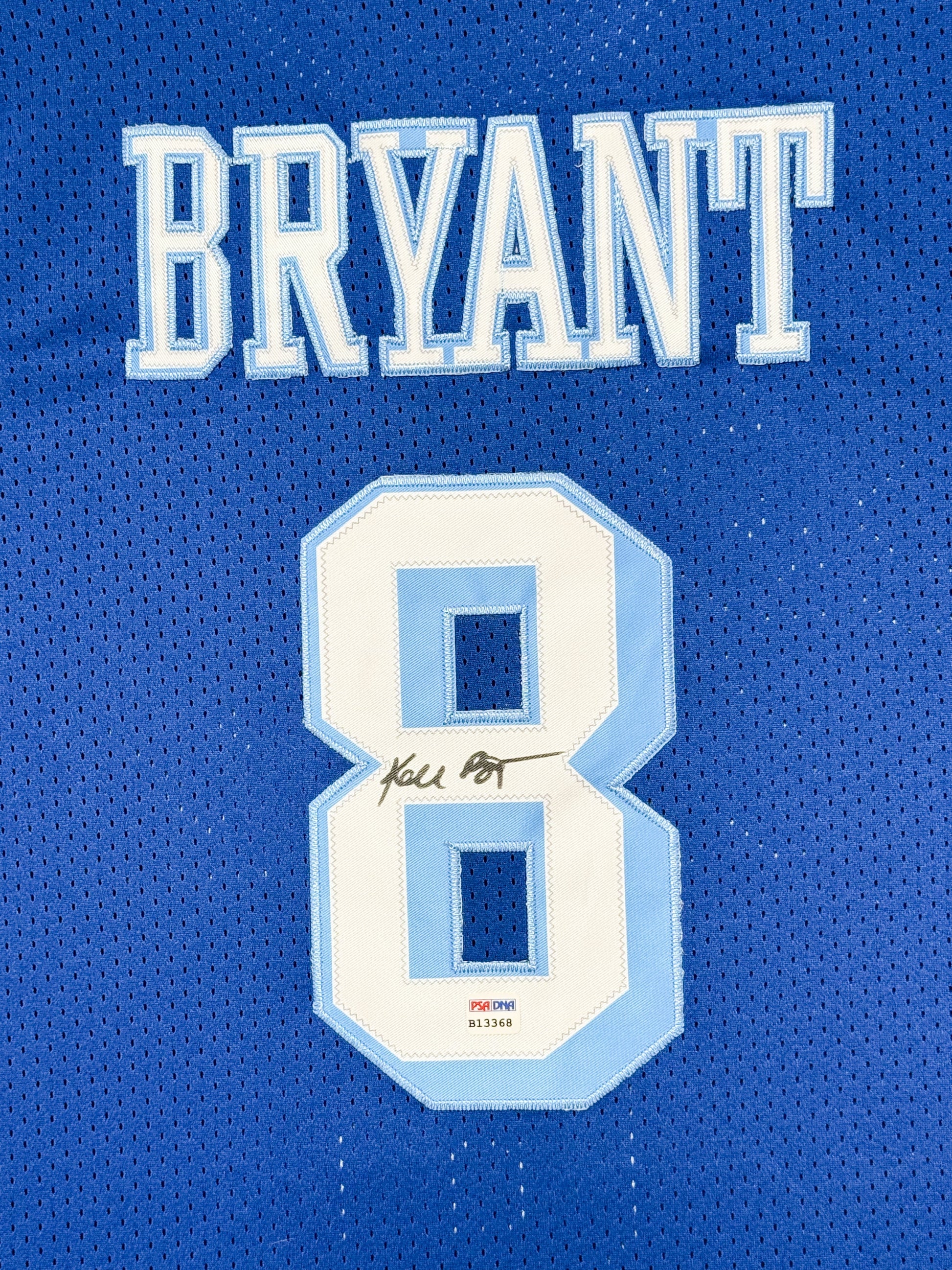 Maillot année de rookie throwback  du maillot alternatif bleu des Los Angeles Lakers signé par Kobe Bryant et certifié par PSA authentic-signatures
