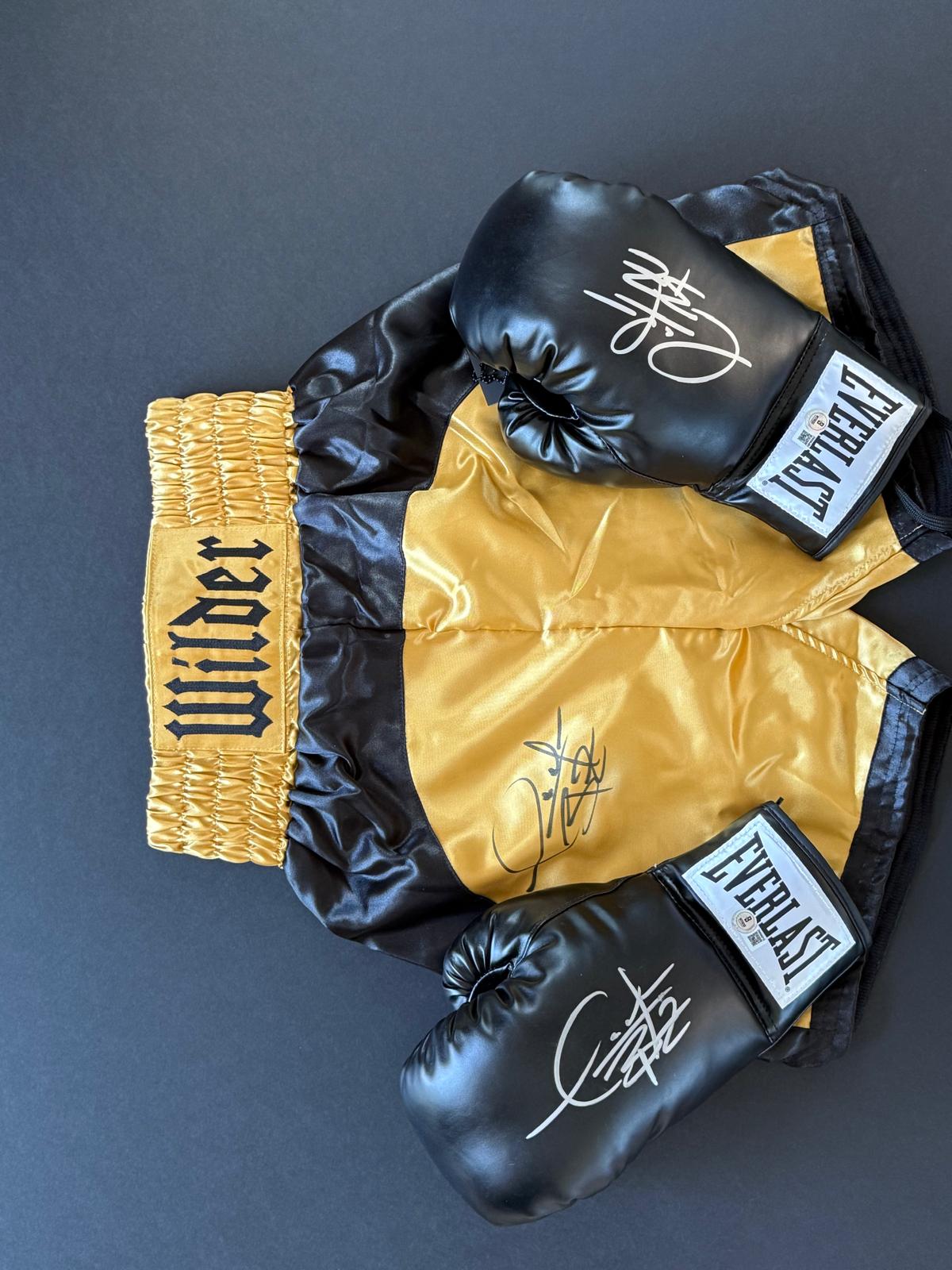 Authentique Paire de Gants EVERLAST et Short signes par Deontay Wilder et certifies par BECKETT authentic-signatures