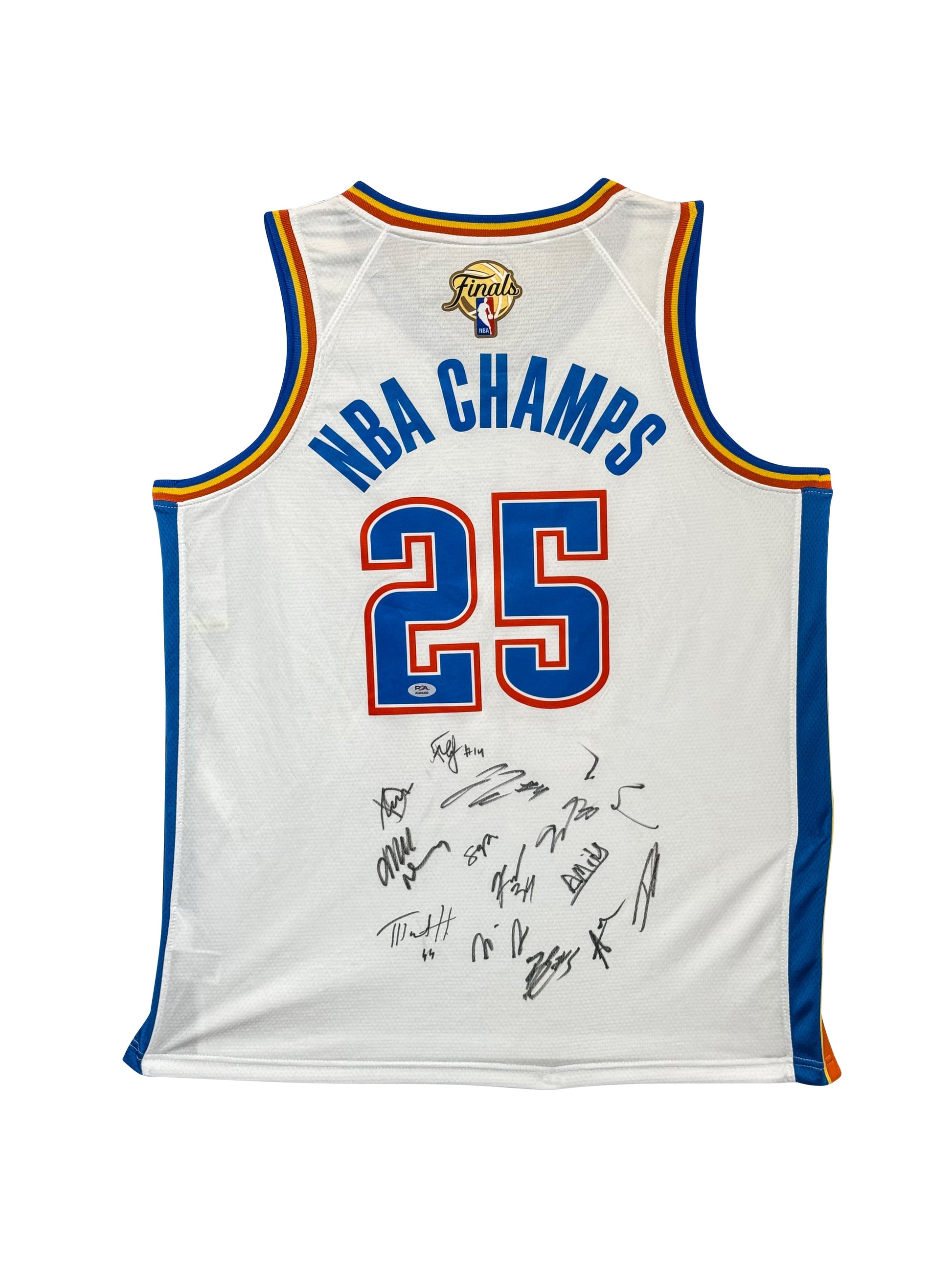Maillot Authentique Domicile  signe "NBA CHAMP 25" tous les joueurs de OKC Thunder certifie par PSA authentic-signatures