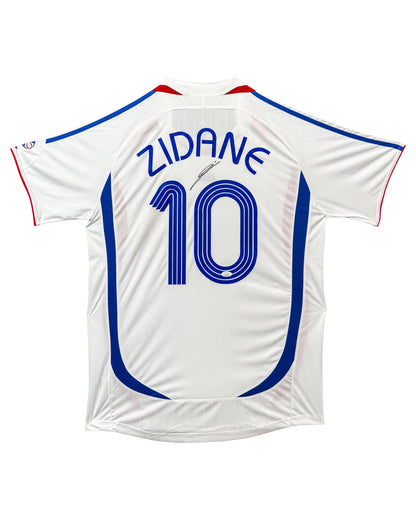 Maillot Equipe de France Exterieur Finale Coupe du Monde FIFA 2006 signe par Zinedine Zidane certifie par JSA authentic-signatures