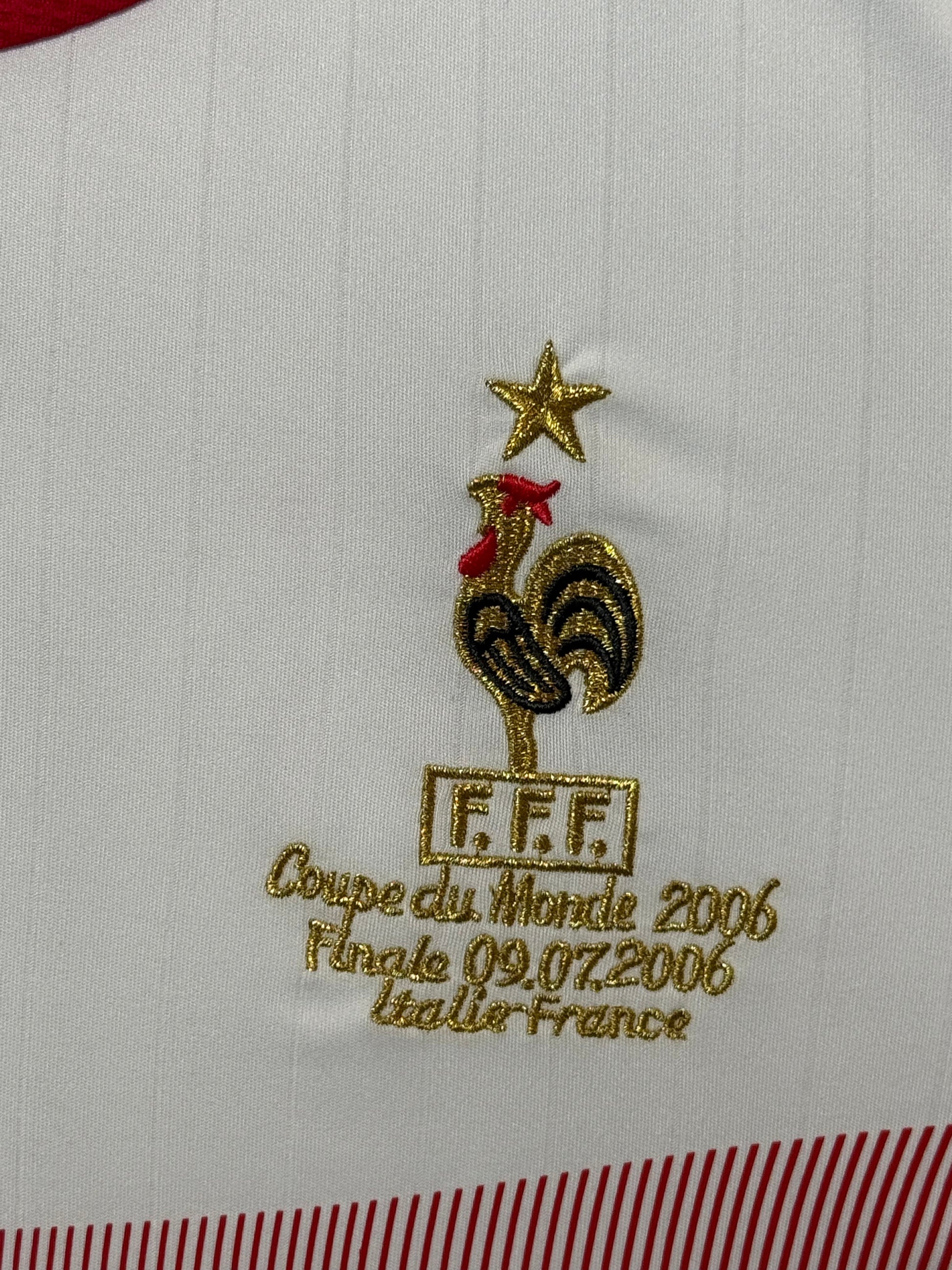 Maillot Equipe de France Exterieur Finale Coupe du Monde FIFA 2006 signe par Zinedine Zidane certifie par JSA authentic-signatures