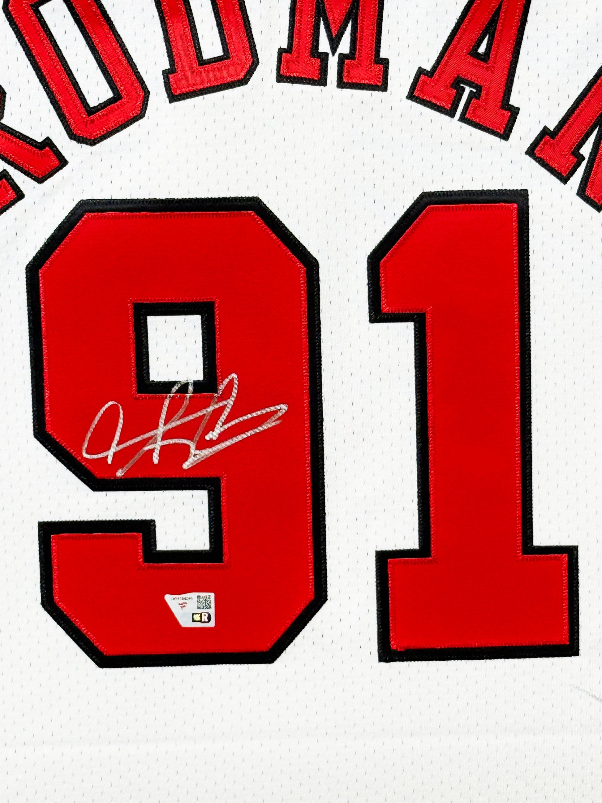 Maillot NBA FINALS Authentique Mitchell and Ness 1997-98 signé par Dennis Rodman et certifié par Fanatics authentic-signatures