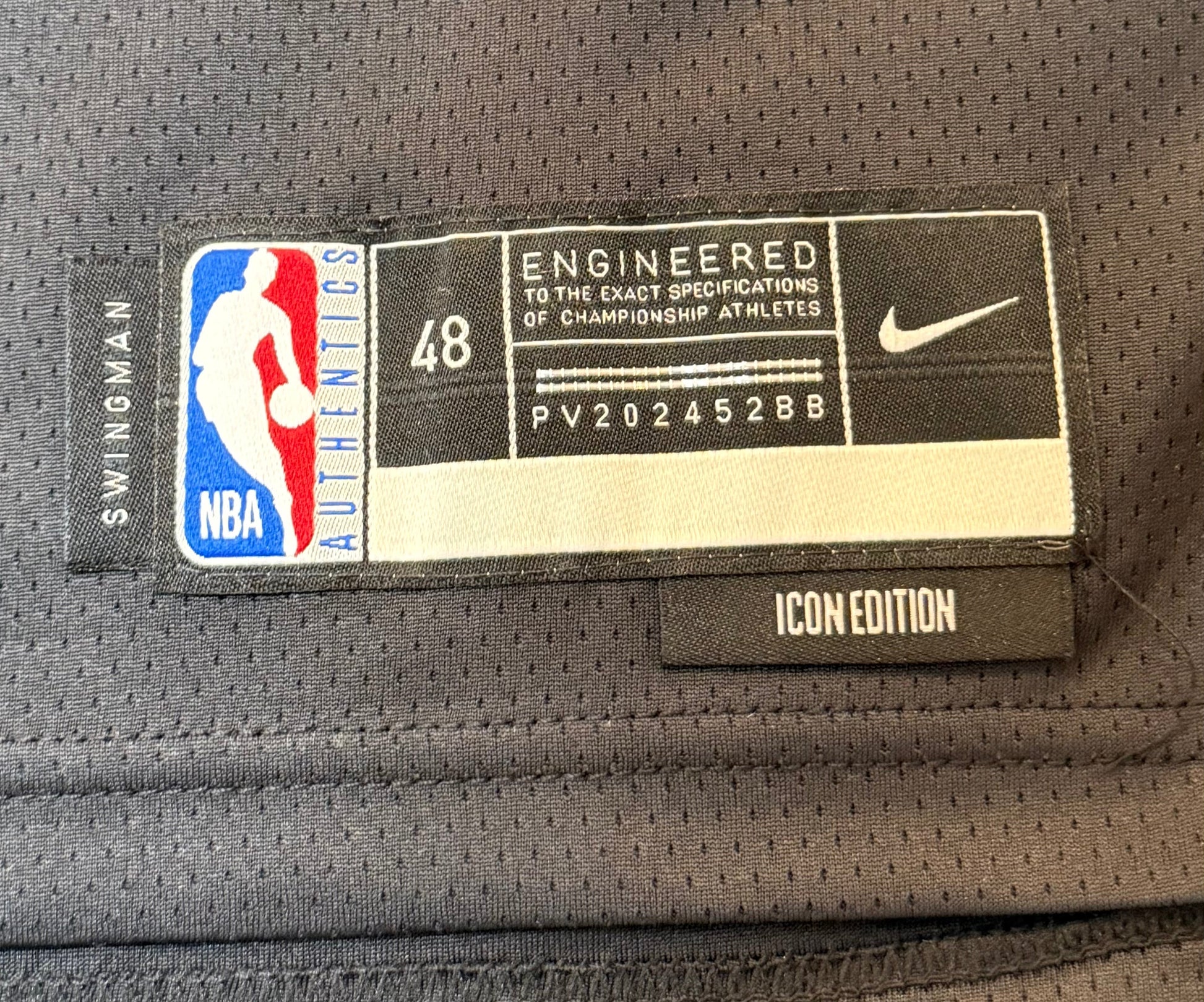 Maillot Swingman City Edition san Antonio Spurs signé par Stephon CASTLE et certifié par BECKETT authentic-signatures