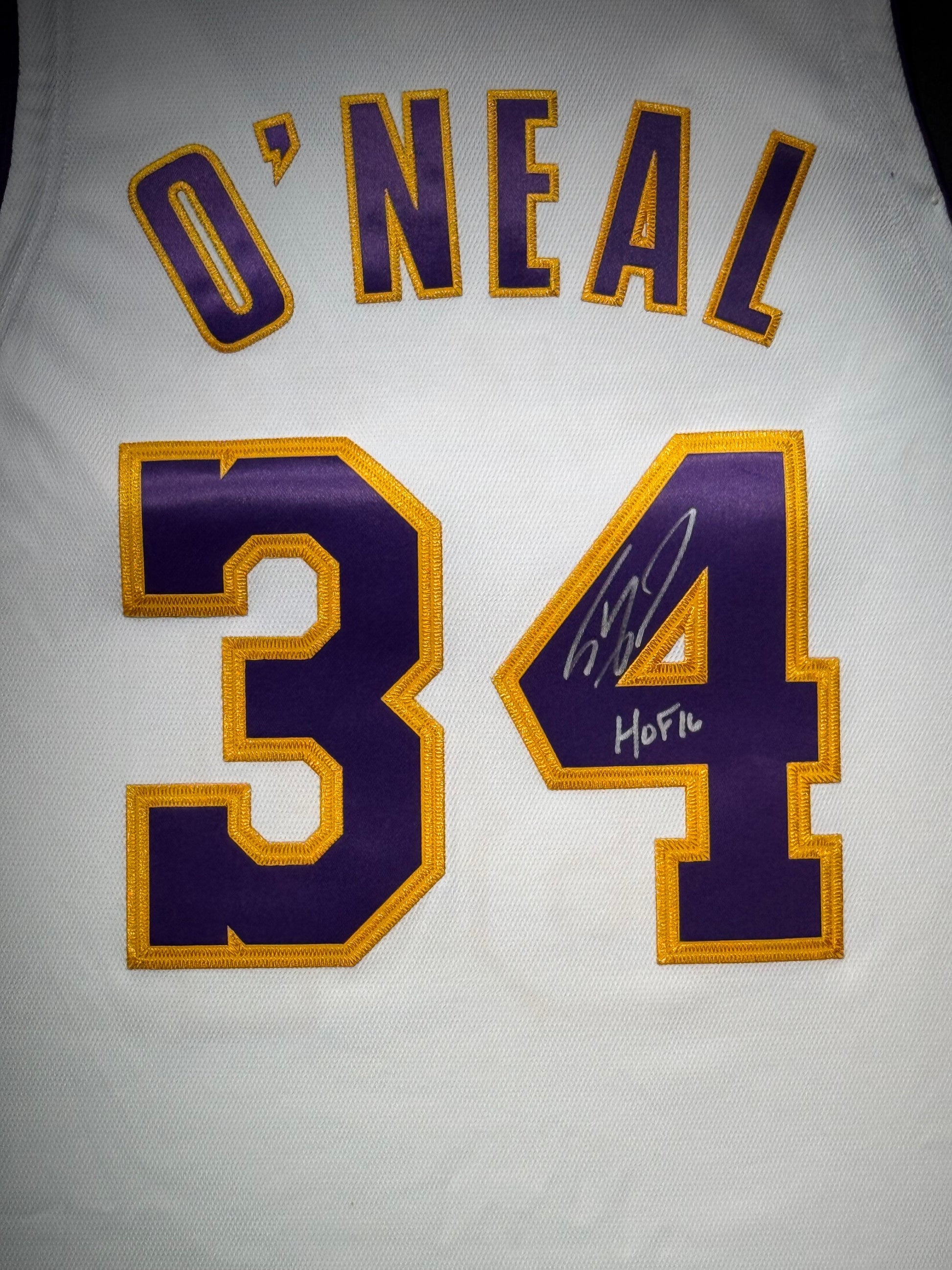 Maillot "HOF16" Authentique Mitchell and Ness Los Angeles Lakers signe par Shaquille O'Neal certifie par Beckett authentic-signatures