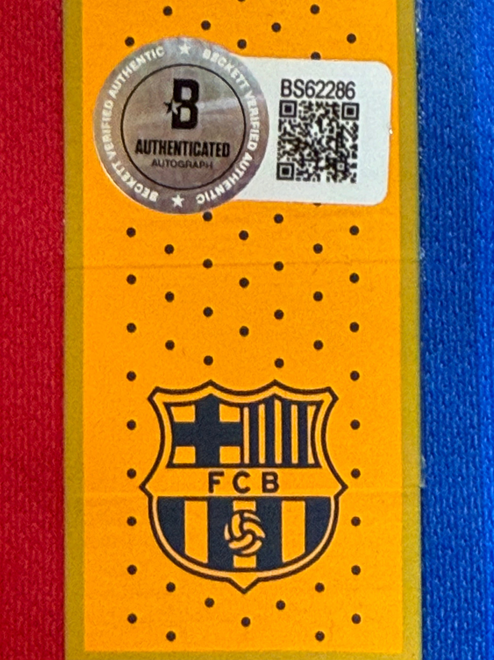 Maillot Authentique FC Barcelone 2016-17  signé parNeymar et certifié par Beckett authentic-signatures