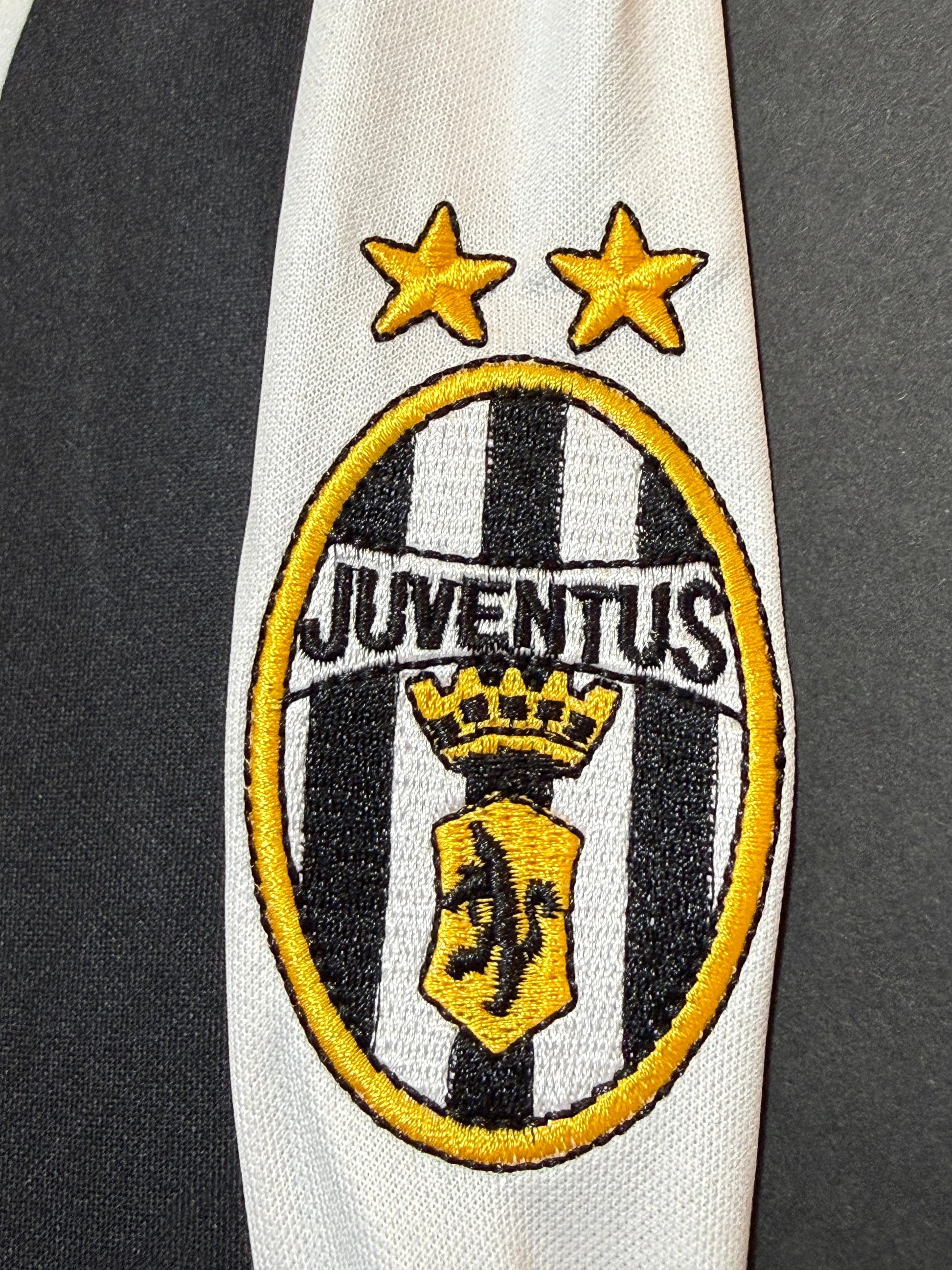 Maillot Authentique Juventus Turin signé par Zinedine Zidane et certifié par Beckett authentic-signatures