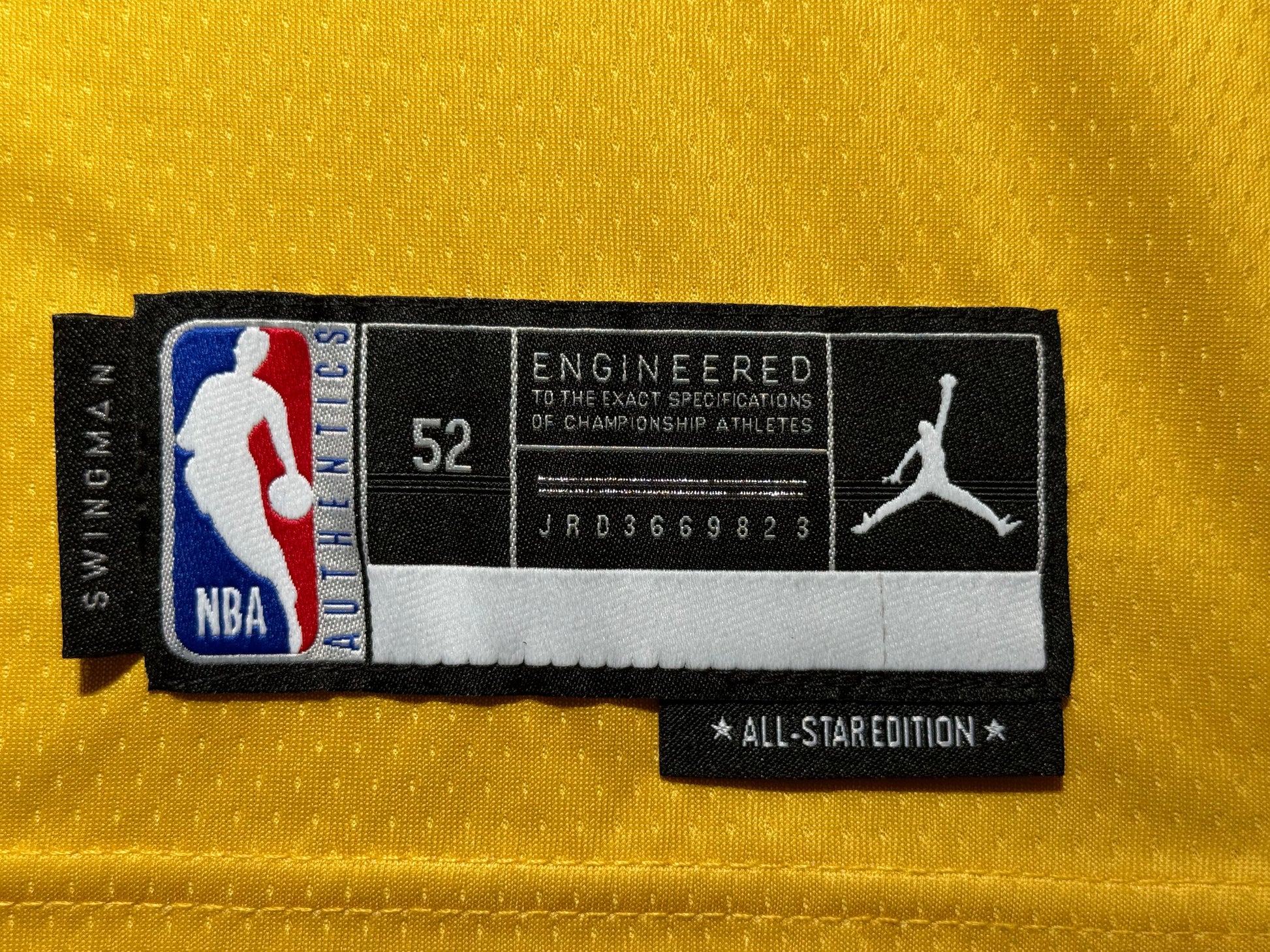 Maillot Authentique All Star Game 2023 signé par Shai Gilgeous Alexander certifié par Beckett authentic-signatures
