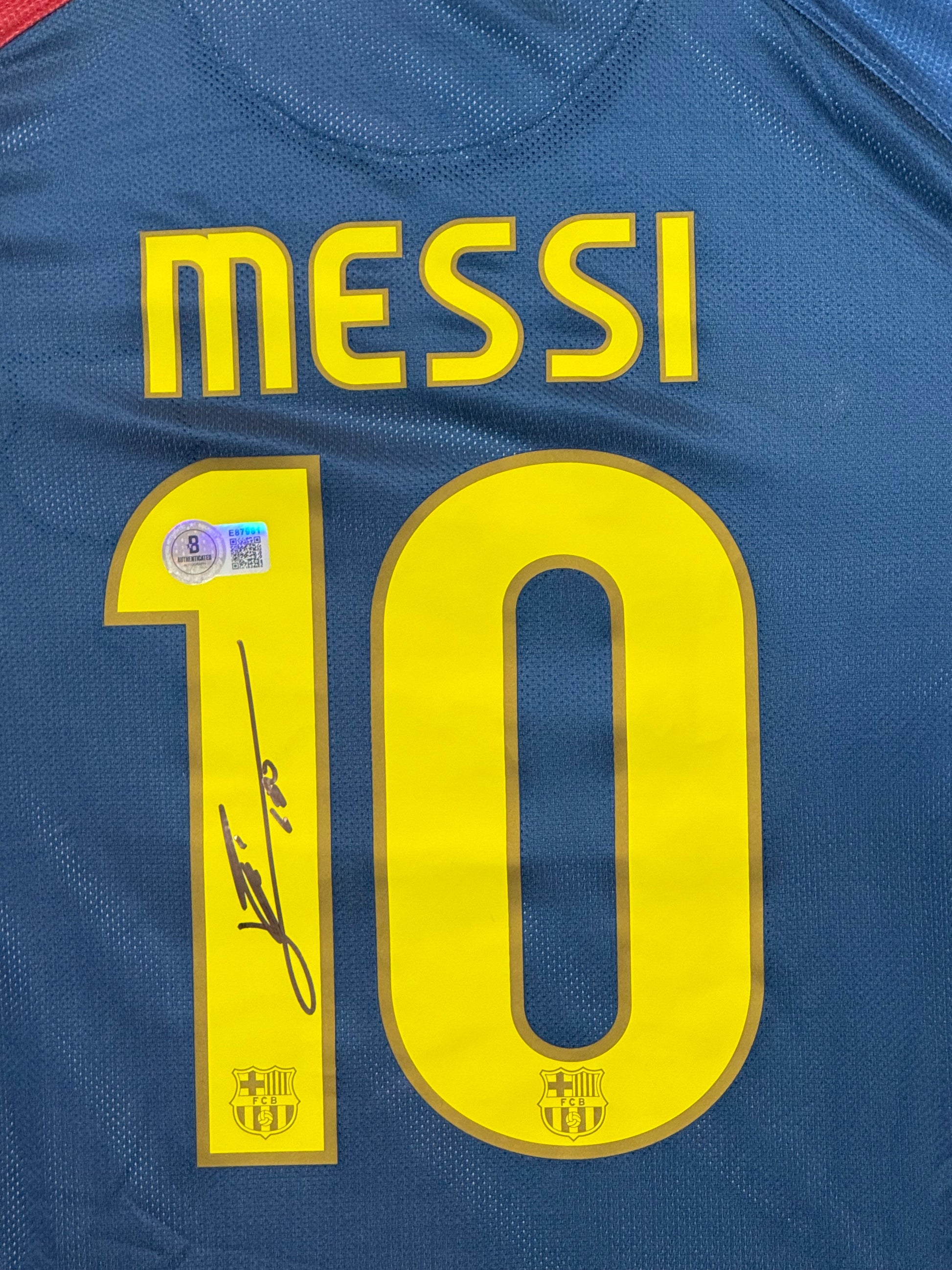 Maillot Authentique FC Barcelone Finale Champions League 2009 ,1er Triplé Historique signé par Lionel Messi et certifié par Beckett authentic-signatures