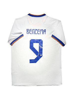Maillot Domicile Real Madrid CF 2021-22 signe par Karim Benzema et Certifie par Beckett authentic-signatures