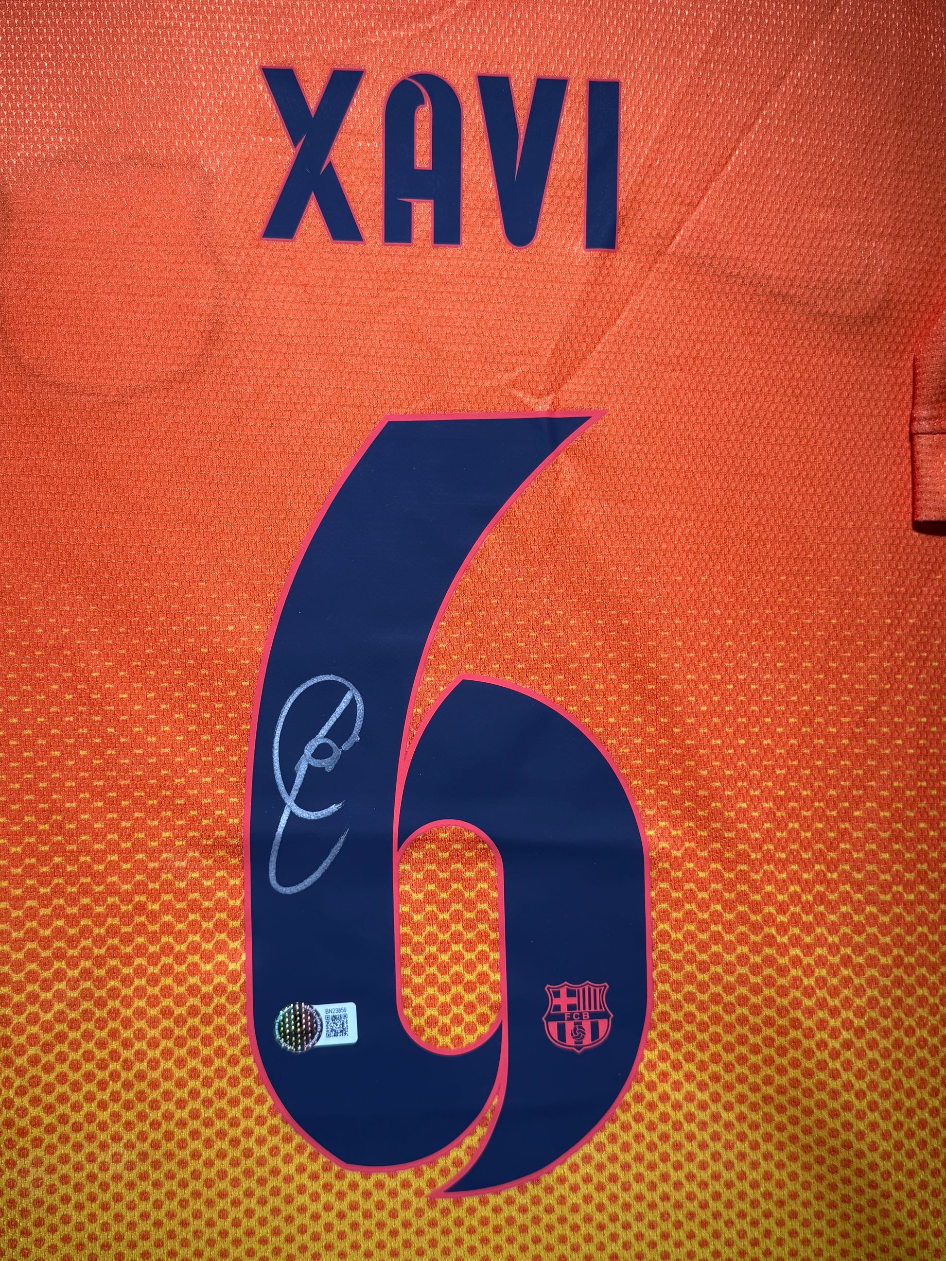 Maillot Exterieur signe par Xavi Hernandez Fc Barcelone 2013-14 Certifie par Beckett authentic-signatures