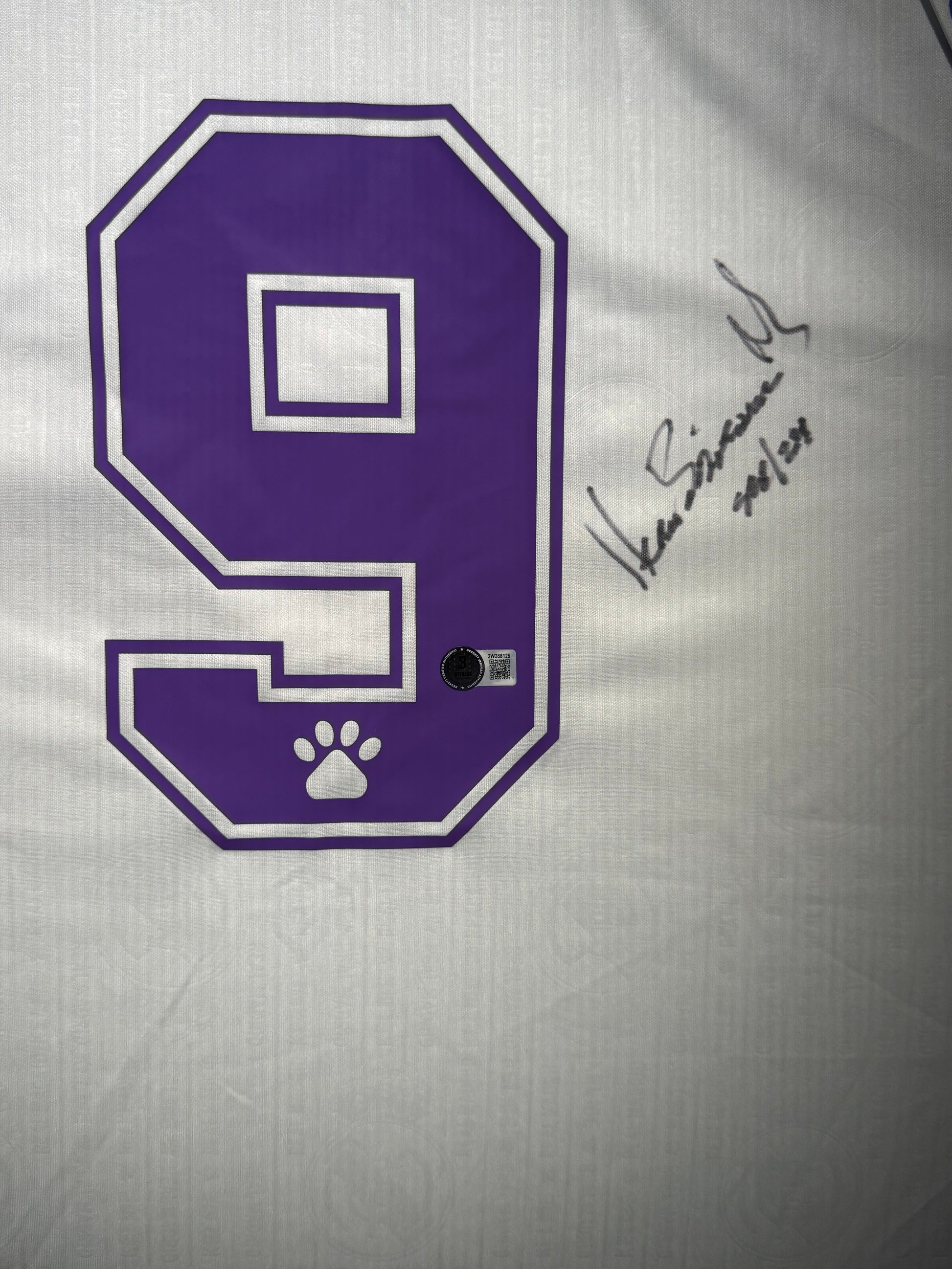 Maillot Domicile signe Sept 24 par Hugo sanchez  Real Madrid  CF Certifie par Beckett authentic-signatures