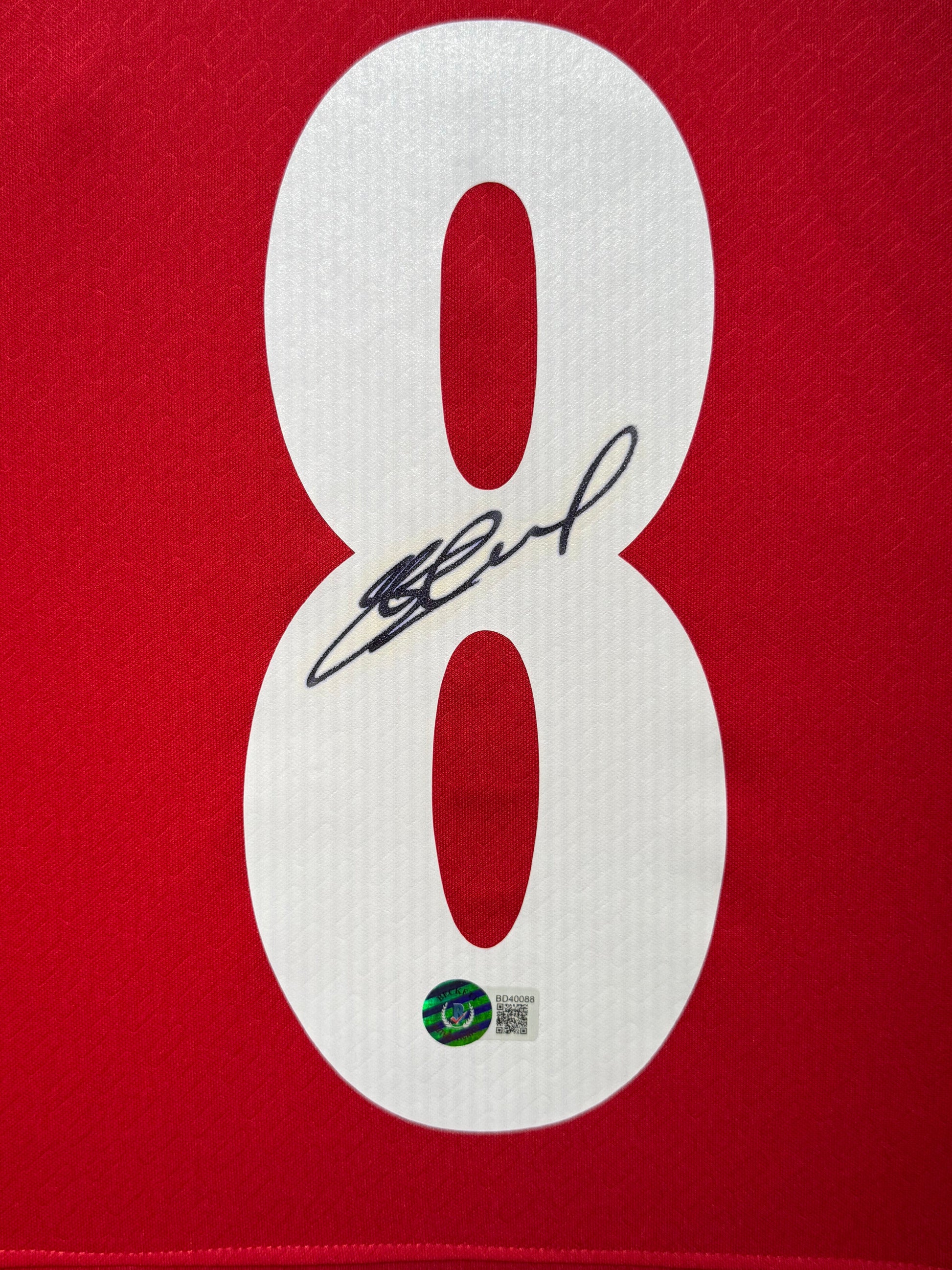 Maillot Domicile Liverpool FC Champions League 2005 signe par Steven Gerrard  Certifie par Beckett authentic-signatures