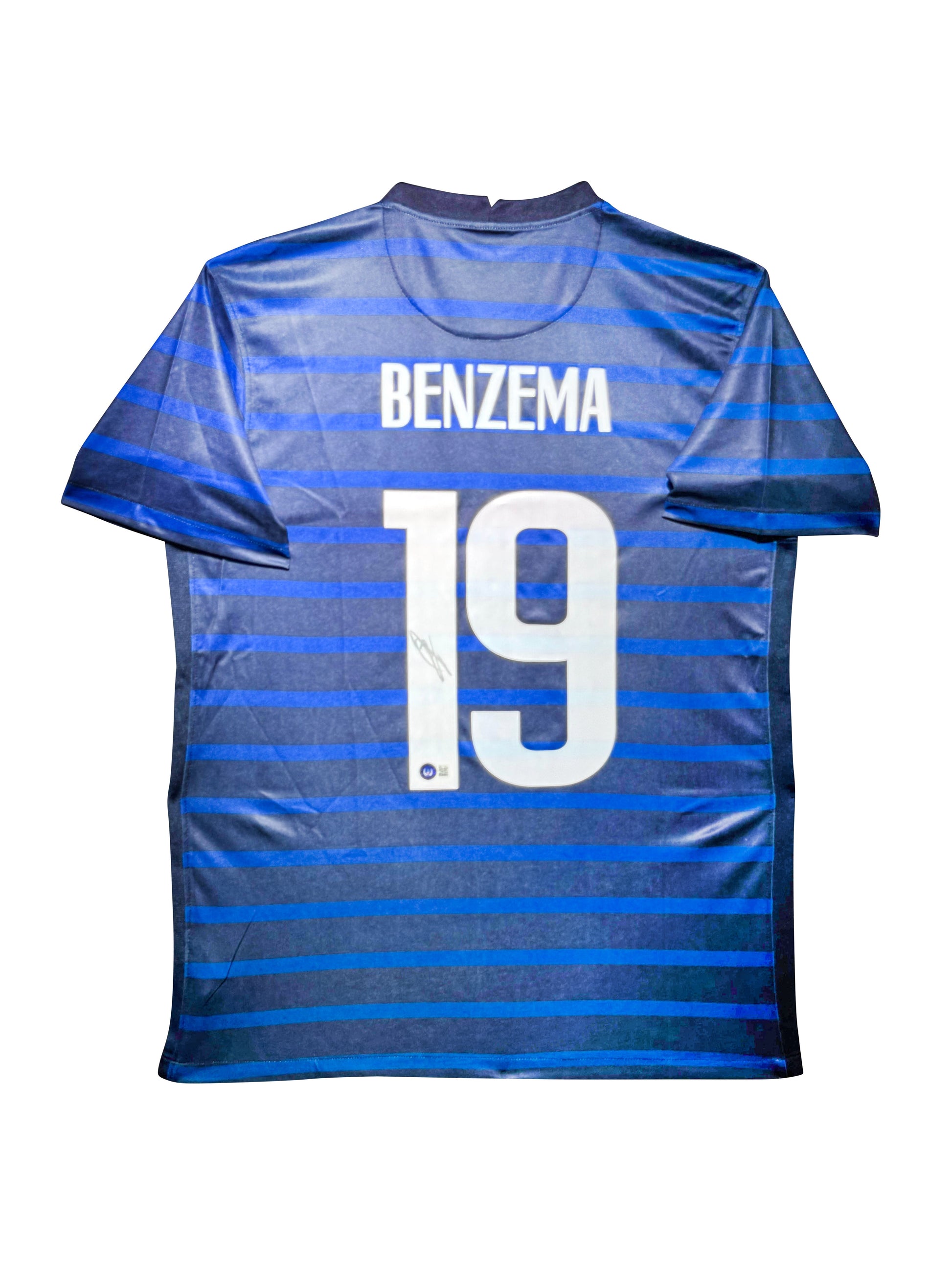Maillot Domicile Equipe de France signe par Karim Benzema et certifie par Beckett authentic-signatures
