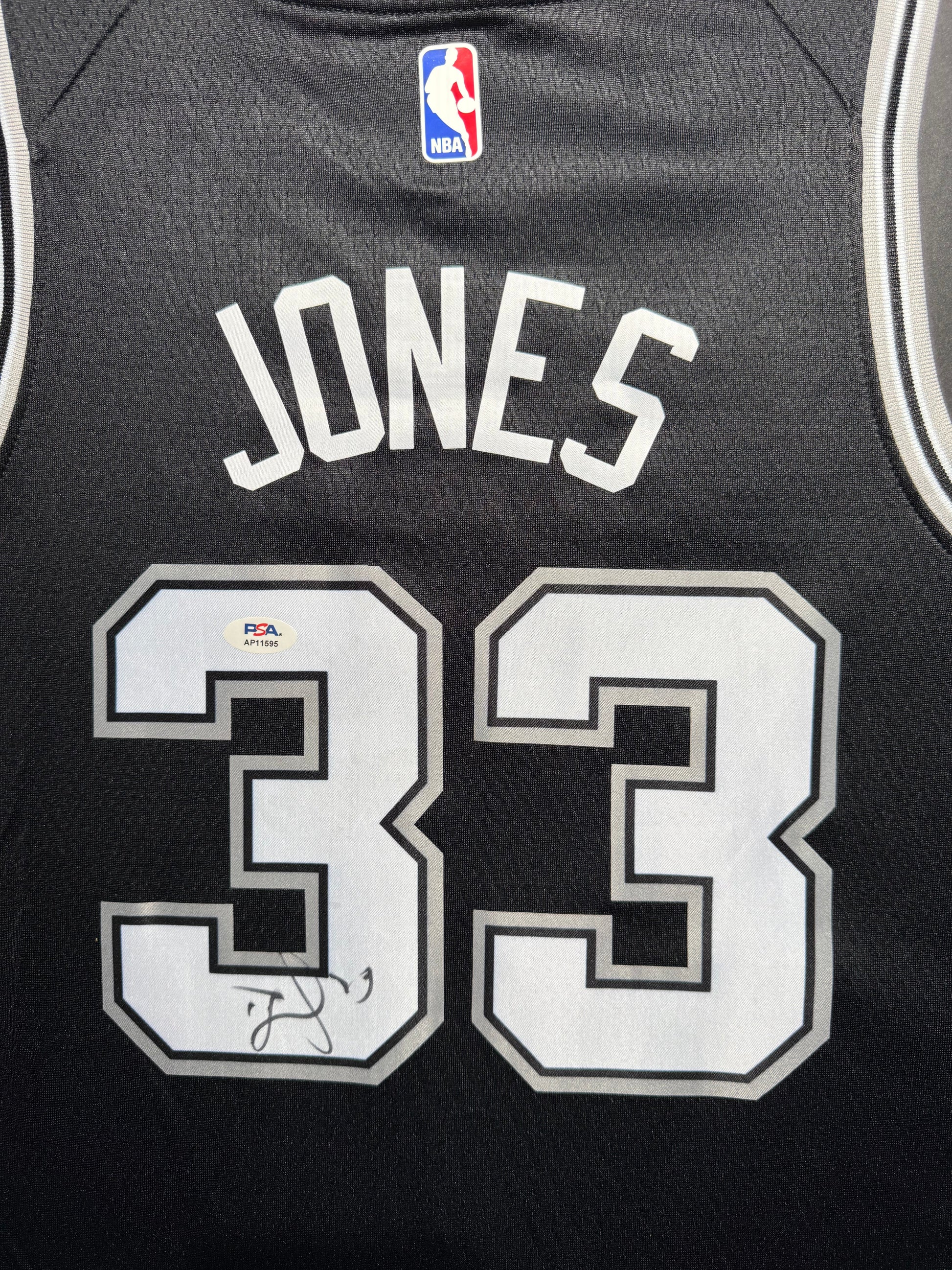 Maillot Authentique Domicile  San Antonio Spurs  signe par David Jones certifie par PSA authentic-signatures