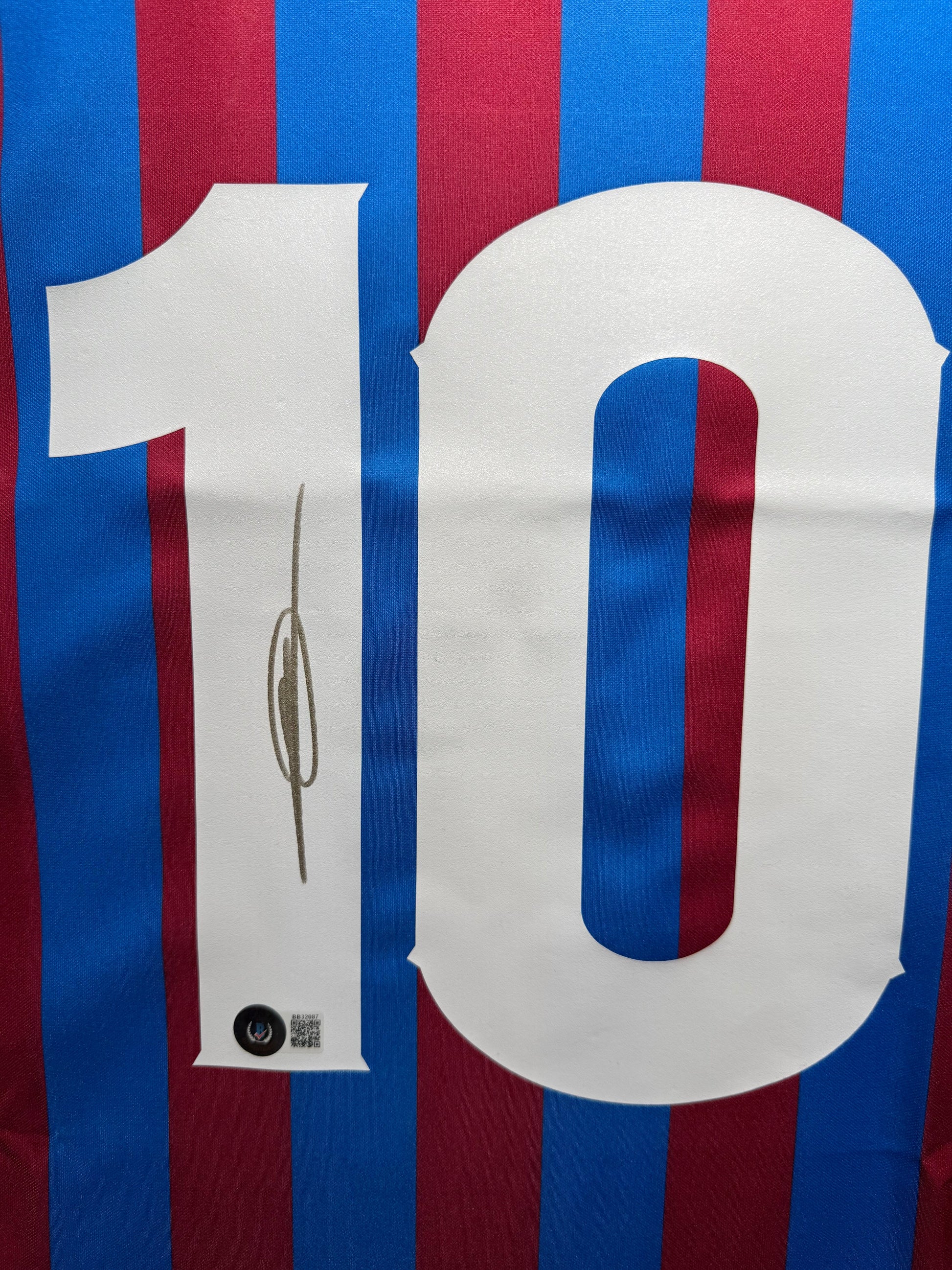 Maillot Domicile signe par Ansu Fati FC Barcelone 2021-22 Certifie par Beckett authentic-signatures
