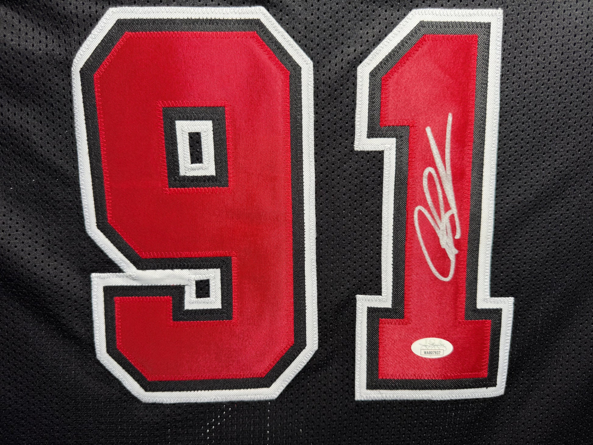 Maillot Custom "The WORM" Exterieur Chicago Bulls  signe par Dennis Rodman certifie par JSA authentic-signatures