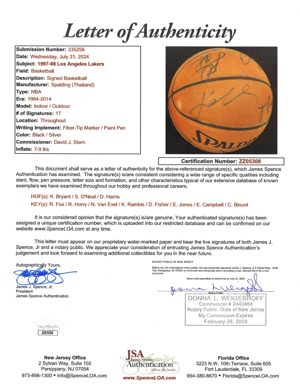 Basketball signe par 17 joueurs saison 1997-98 des Los Angeles Lakers incluant Kobe Bryant,Shaquille O'Neal,certifie par JSA authentic-signatures