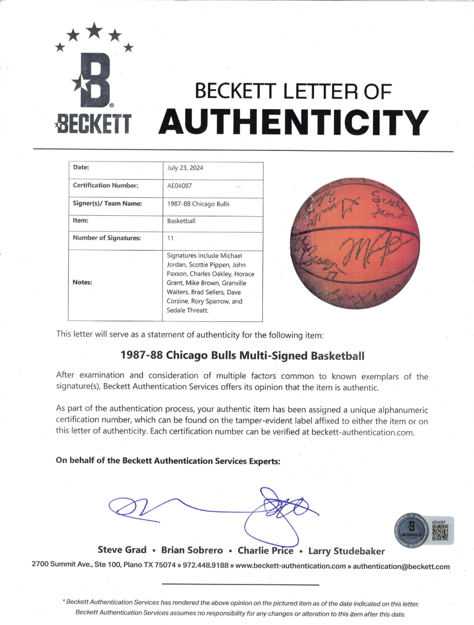 Basketball 1987-88 Authentique Chicago Bulls  signee Par 11 joueurs dont Michael Jordan et Scottie Pippen certifiee par Beckett authentic-signatures